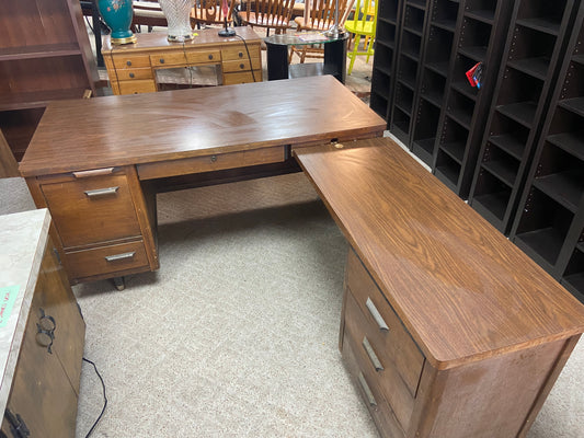Desk;”L” Shaped